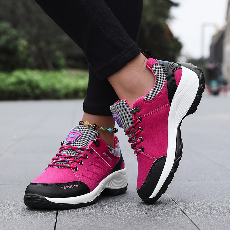 2025 NEW Handmade Retro Leather Women Black Anti Slip Walking Shoes Suitable for Outdoor Exploration and Travel e