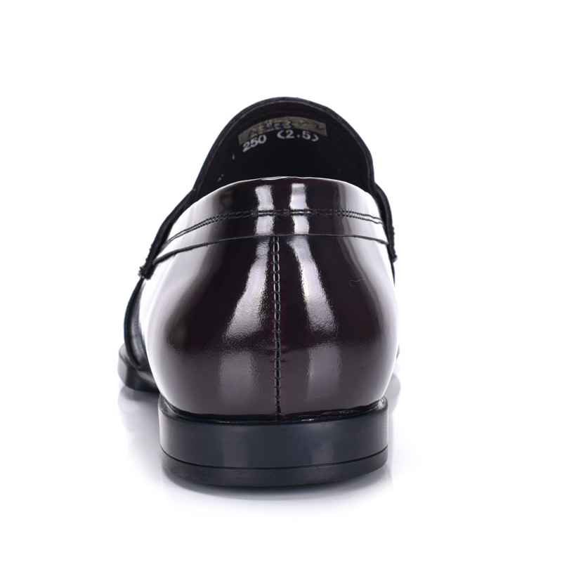 Luxury Slip On Dress Shoes Men Genuine Leather Italian Loafer Shoes For Men Black Patent Leather Formal Oxford Men Wedding Shoes