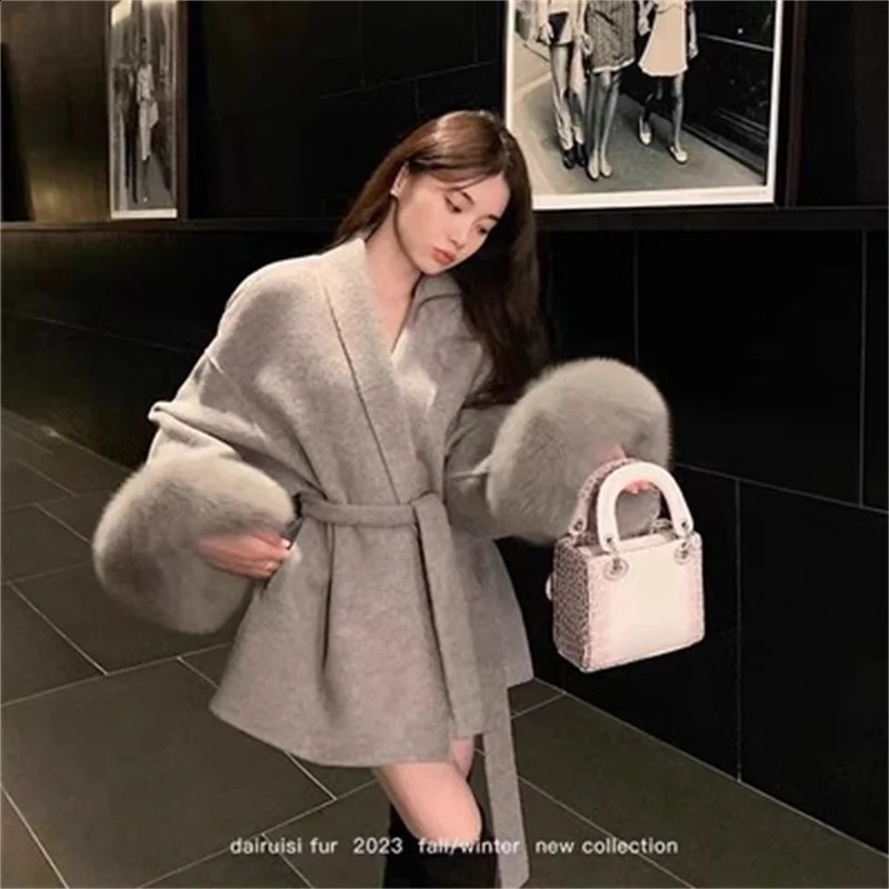 Grey Tie Waist Collection Woolen Coat Womens Autumn and Winter Long Sleeved Loose High-end Cape Coat Medium Length Top 240830