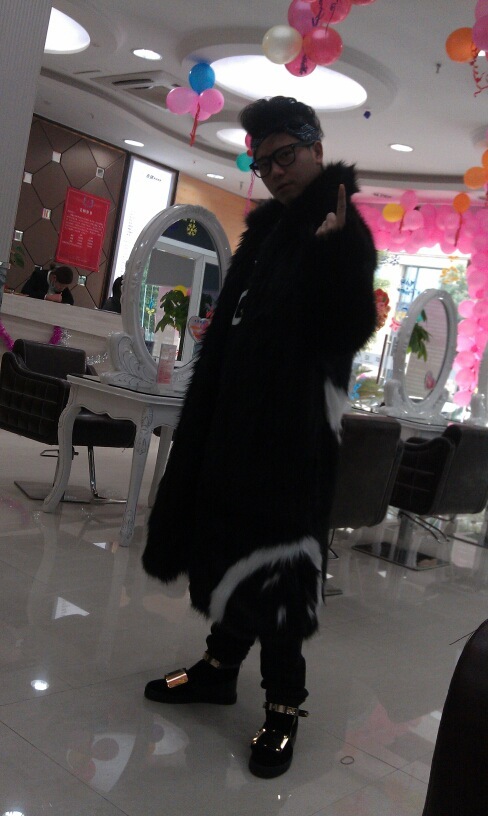 Celebrity Same Style Flower Face Robe Fashion Splicing Coat Fox Hair Male Imitation Fur Coat Windcoat