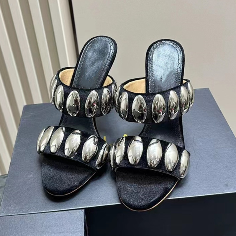 Brand 2024 Summer Metal Decor Women Slippers Sandals Fashion Banquet Rivet Stiletto high Heels Suede Pumps Female Mules Slides f8ef