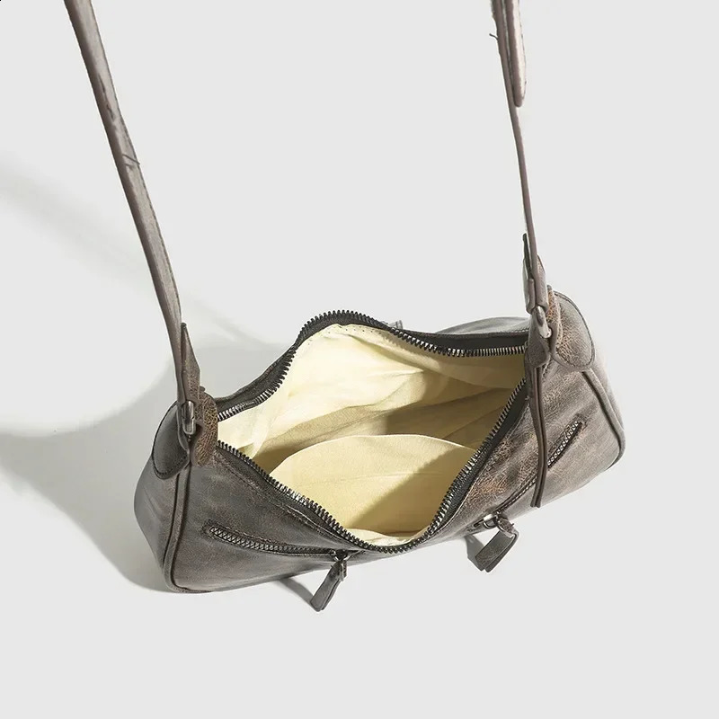 Retro Belt n PU Leather Shoulder Bags for Women 2024 Y2K Small Vintage Female Underarm Crossbody Bag Fashion Handbags 240830Z