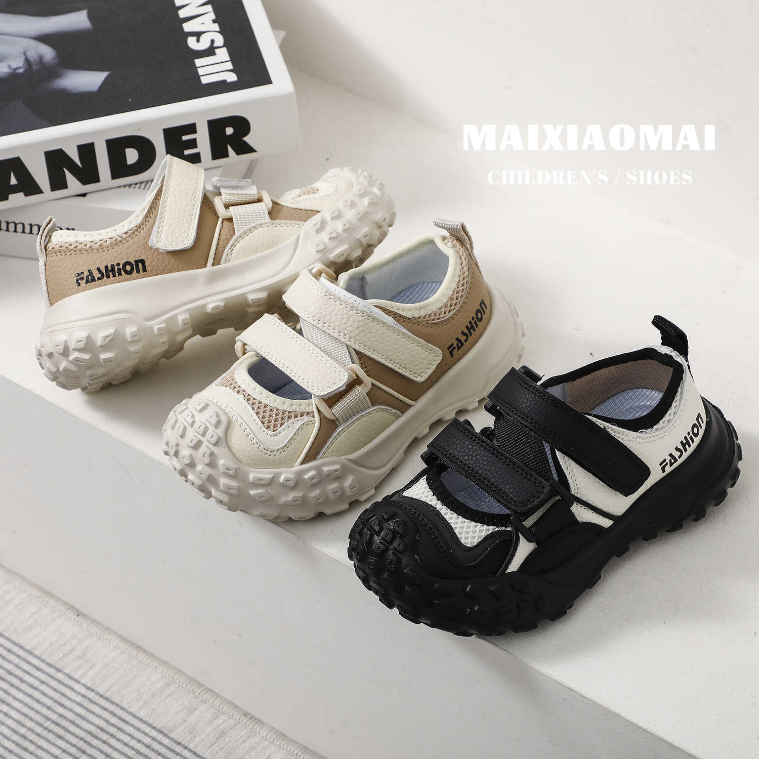 Athletic Outdoor Maixiaomai Summer Hollow Boys Sports 2024 New Tire Bottom Childrens Running Lightweight Girls Casual Shoes C260130