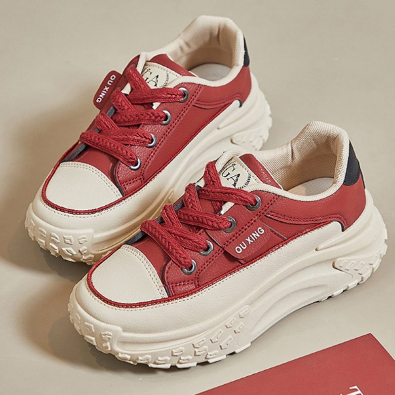 Sneakers: Stylish Women's Hot Fashion Platform Casual Shoes For All-Day Comfort Sneakers: