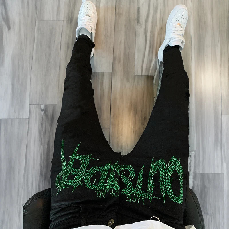 Men Black Stretch Slim Fit Hole Jeans High Quality Moto Trousers Streetwear Denim Pencil Pants Y2k 240826Z