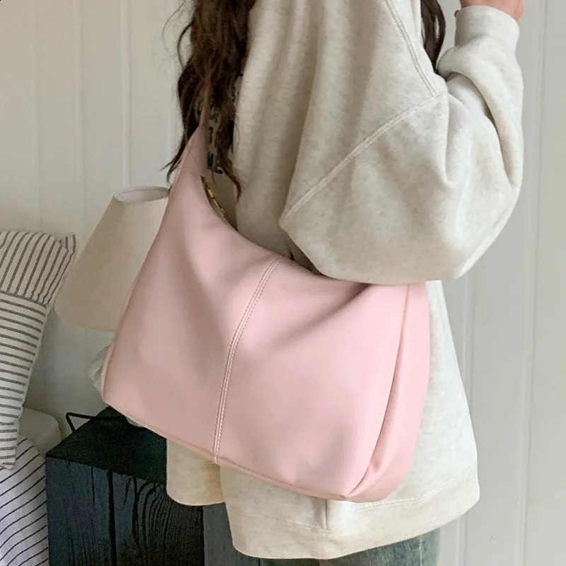 High quality womens shoulder bag womens soft leather cross body bag student backpack casual commuting handbag simple handbag 240830