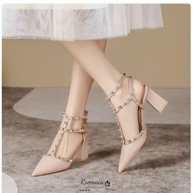 Summer high-heeled women's sandals Fashion brand design pointed rivet red casual shoes Large size 41-43