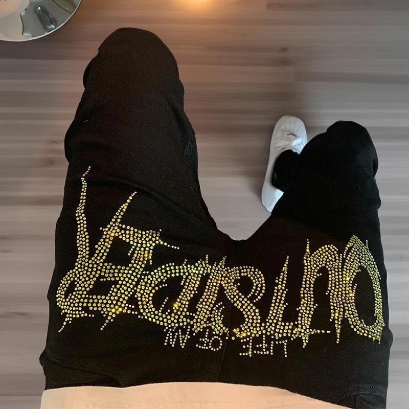 Men Black Stretch Slim Fit Hole Jeans High Quality Moto Trousers Streetwear Denim Pencil Pants Y2k 240826Z