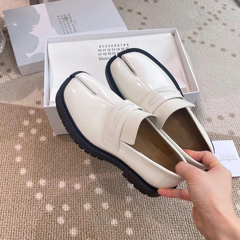 Gothic Classic Unisex Casual Shoes Gender Neutral Men Women Split Toe Flat Shoes Designer Man Business Wedding Party Lace UP Dress Shoes