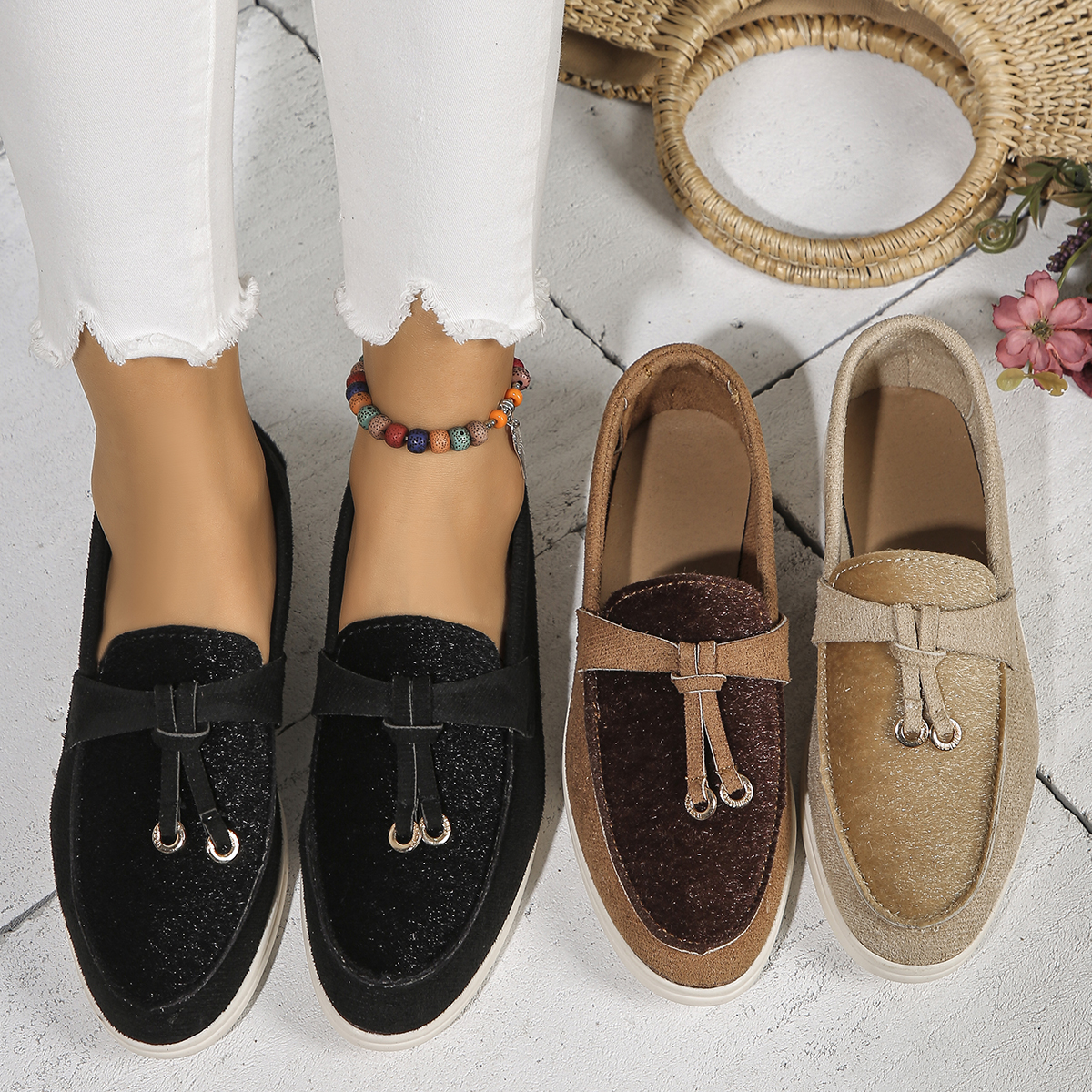New Women Casual Flat Shoes Trend Platform Suede Loafers Shoes Sport Ladies Walking Non Slip Chaussure Spliced Fur Single Shoes