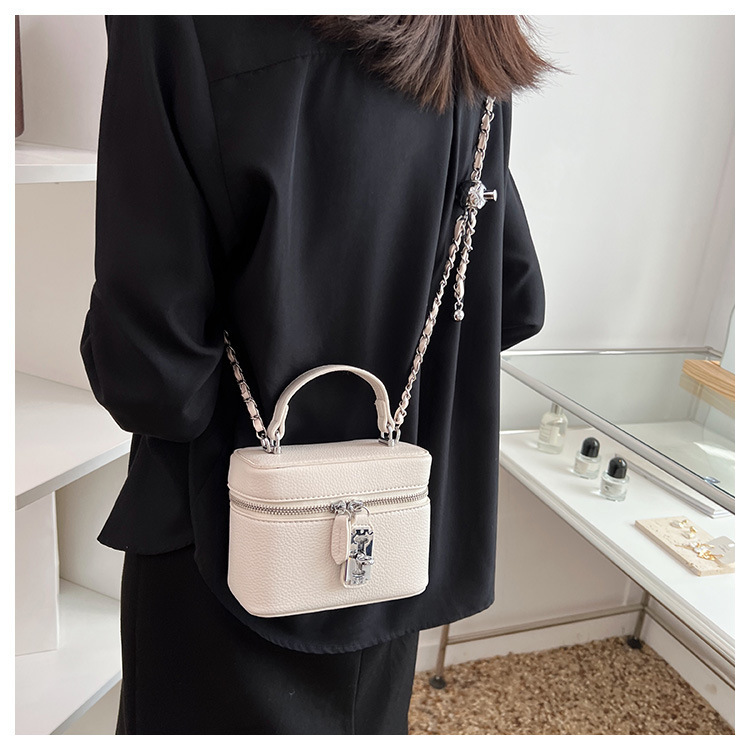 Women New Korean Version Fashion Shoulder Bag Personality Design Free Shipping New Free Delivery Designer Bag
