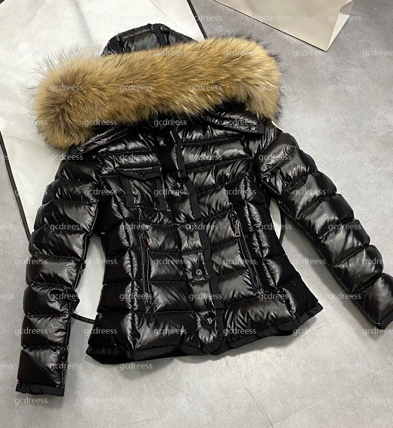 Women's puffer jacket Hooded Winter Coat Designer Tops Women's Fashion Parka Winter Gift Warm Lightweight Jacket Windbreaker Women's Jacket Badge Letter Real Down