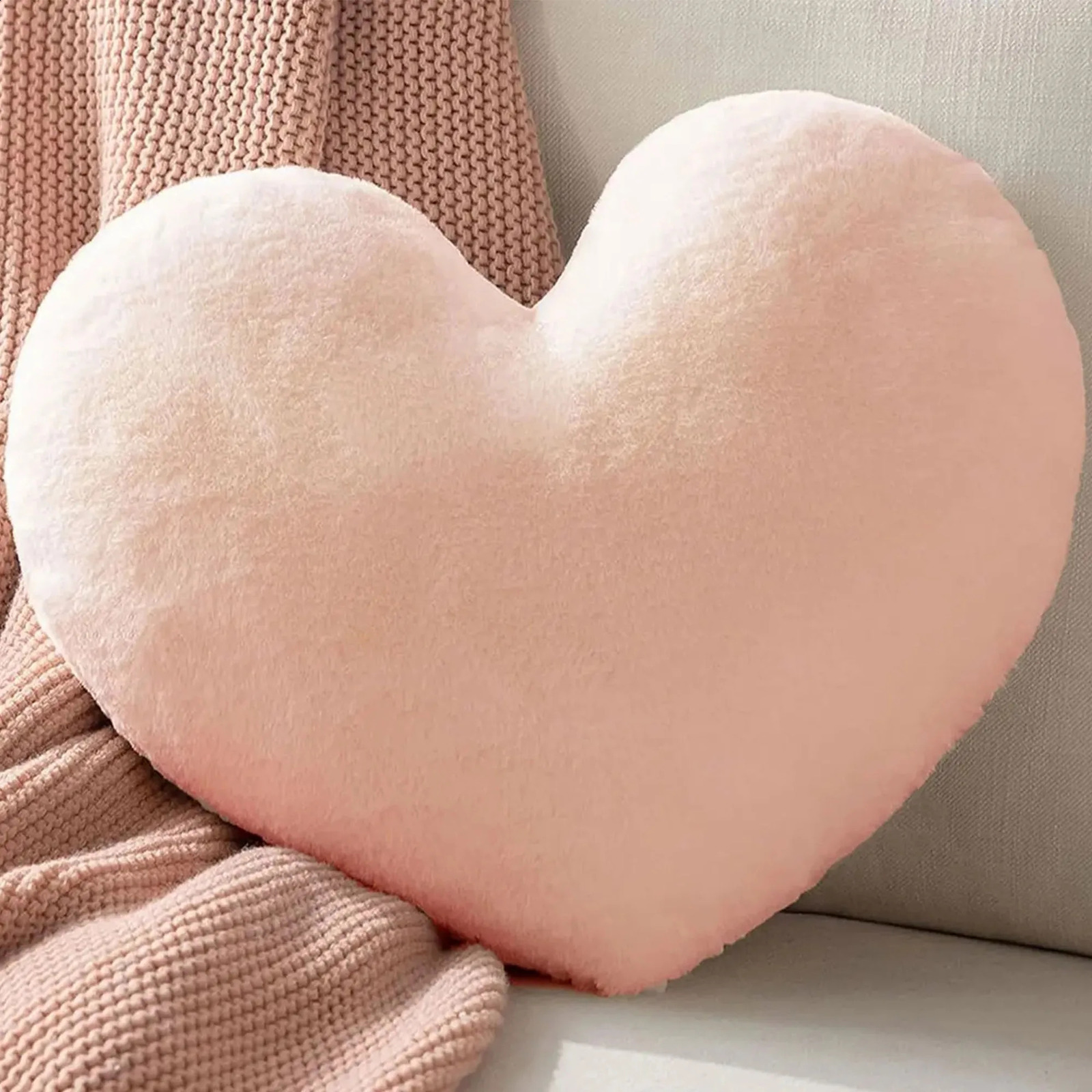 1pc Pink Charming Heart-Shaped Cartoon Plush Pillow - Soft Cozy andDecorative Cushion for Living Room and Bedroom Comfort 240830