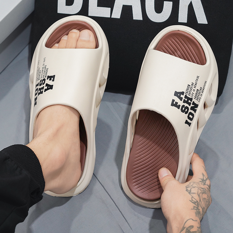 New Men's Slippers Indoor Outdoor Sandals Beach Comfortable Soft Slides Casual Shoes Trendy Men Flip-flops Home Slippers 45 46