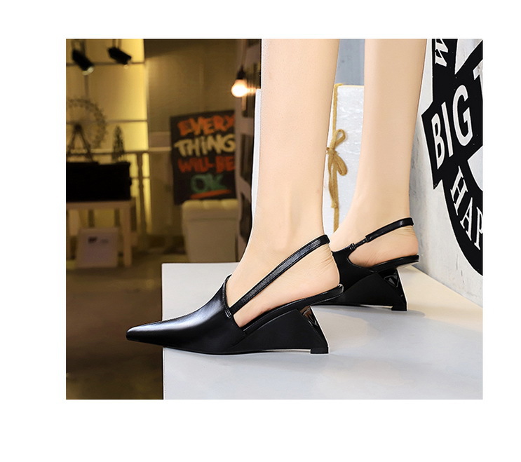 Bigtree New Designer Wedge Heels Hollow Back Strap Sandals Summer Shoes 2024 Fashion Pointed Tip Women Pumps