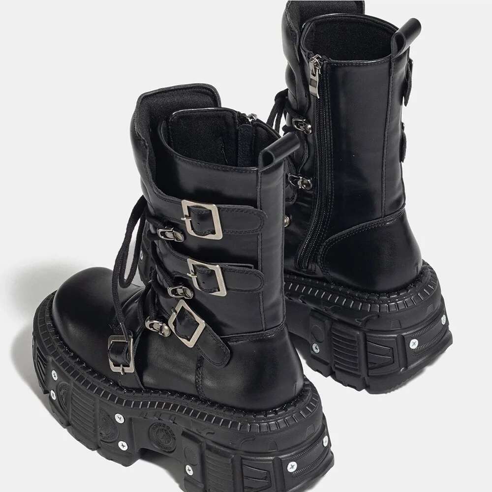 2024 New Punk Style Women Lace-Up Platform Shoes Woman Rock Boots Metal Decor Thick Bottom Street Shot Knight