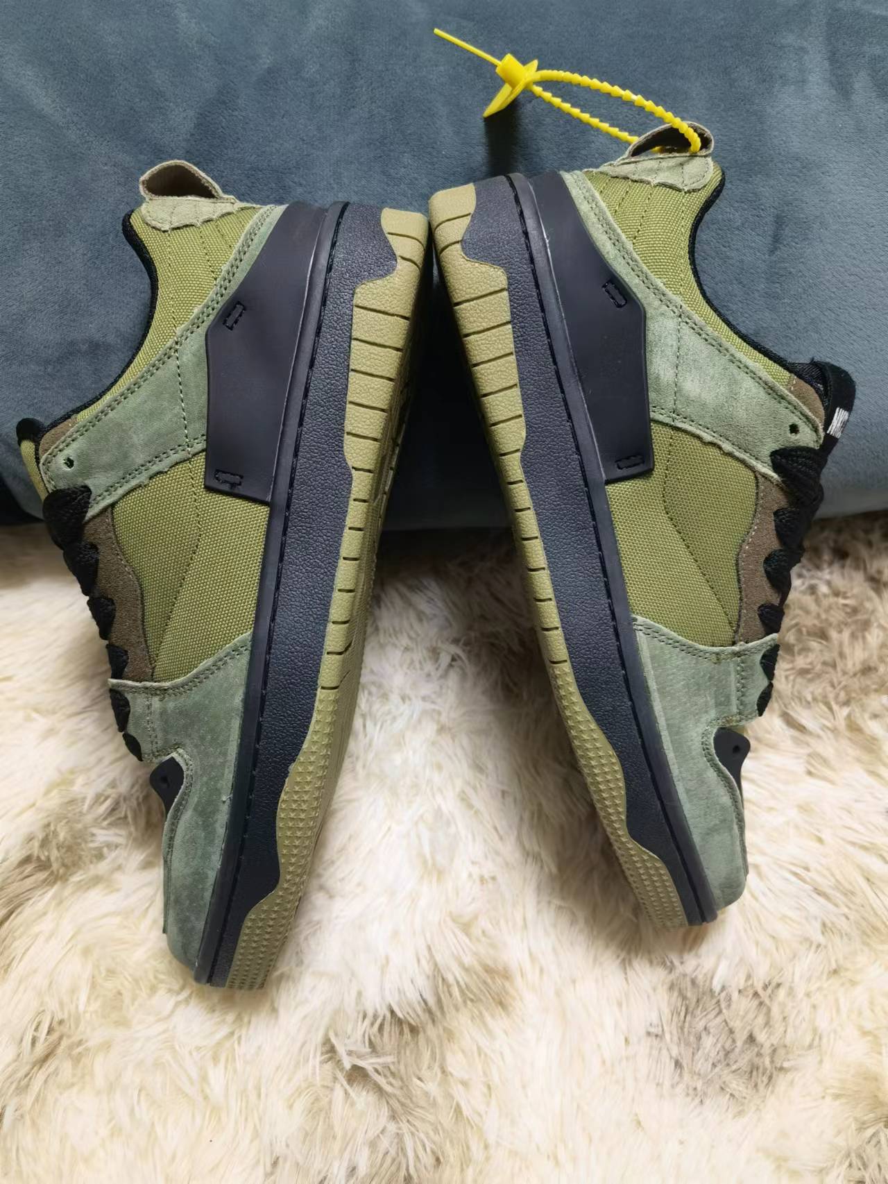 Men's retro niche versatile American genuine leather avocado green casual shoes