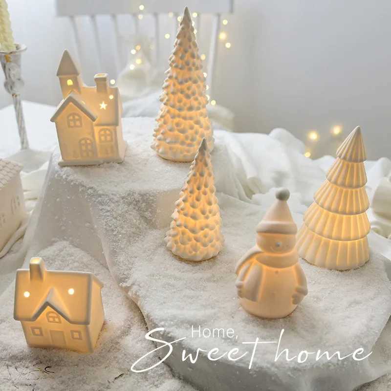 Decorations Nordic Creative Ceramic Tree Desktop Ornaments Glowing Little House Snowman Christmas Gift Q240829
