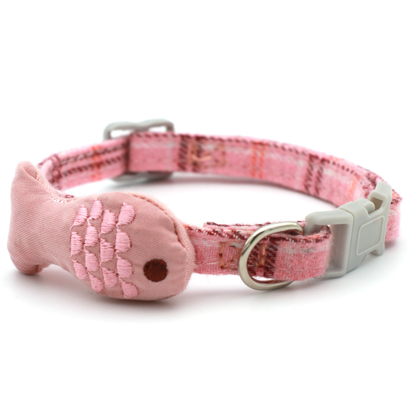 Pet Collar Adjustable Cat Accessory Collar with Small Fish Decoration Plaid Fabric Dog Collars for Kittens Puppies Pet Products