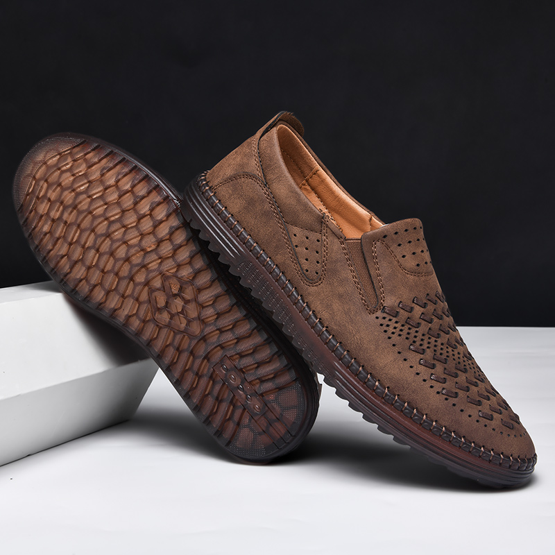 2024 New Handmade Leather Design Fashion Sneakers Slip On Loafers Summer Breathable Casual Shoes Men Driving Flat 0bda