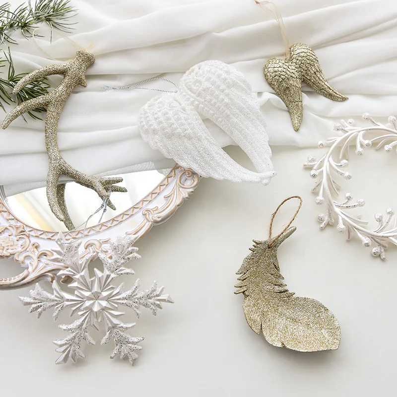 Decorations Nordic Ceramics Decorative Crafts Ceramic Mini Snow Pendant House Christmas Small Gift Decoration Q240829