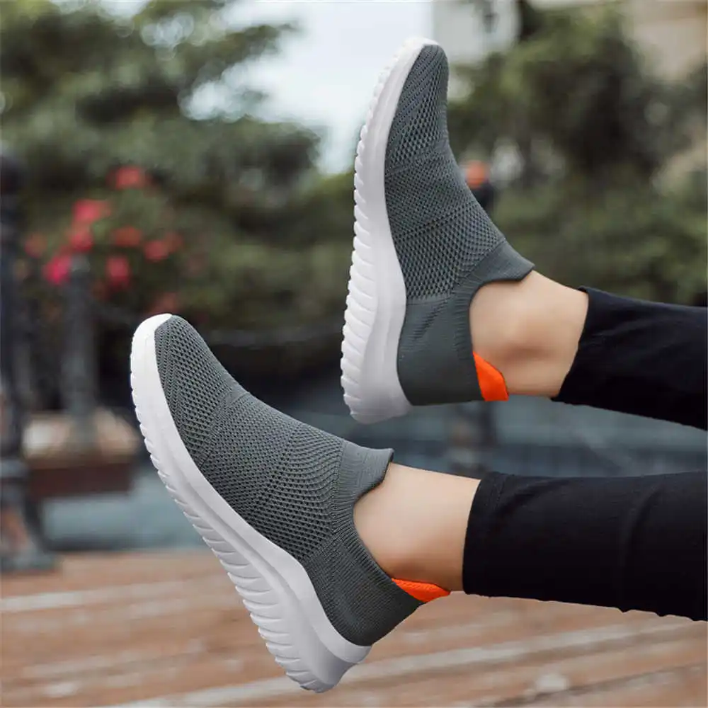 Tone Light Two Boy Sports Shoes Vulcanize Shose For Mens Retro Man Sneakers Gym Popular Goods Hypebeast Outside Order Sunny