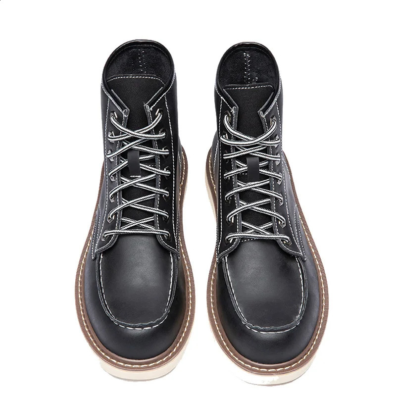 Vintage British Casual Men Shoes Handmade Autumn Winter Snow Plush Warm Ankle Boots Wings Round Toe Motorcycle Boots Cow Leather 240830