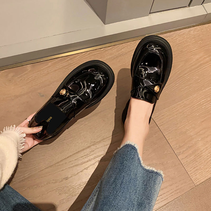 Women's British style thick soled loafers fashionable and versatile small leather shoes