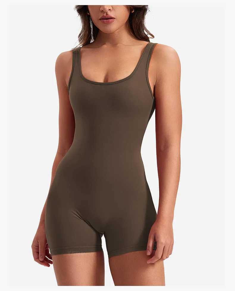 One piece yoga jumpsuit tight fitting short sportswear womens gym clothing fitness stretch bodysuitW250411