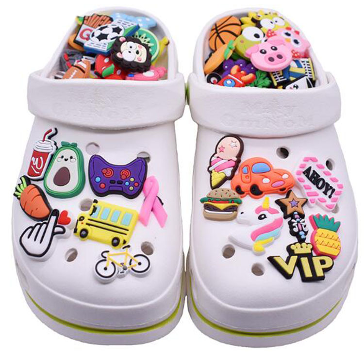 muti styles shoe charms clog accessories movie people cartoon anime garden shoe decoration buckle random sent