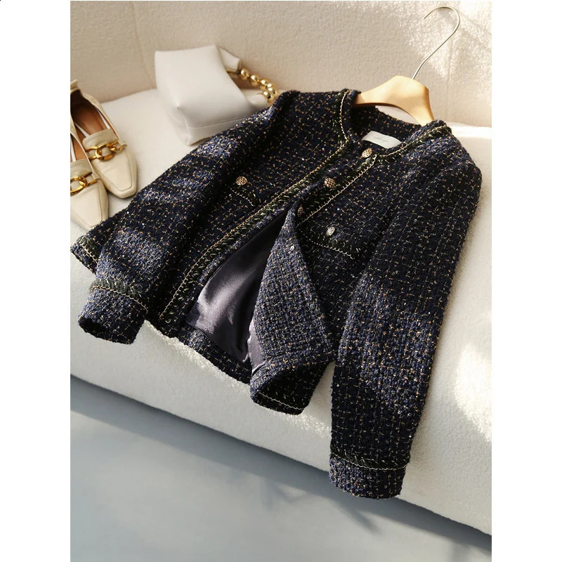 Autumn Winter Tweed Jacket Women High Quality plaid Long Sleeve Round Neck Short Ladies Woolen Coat Outwear Tops 240830