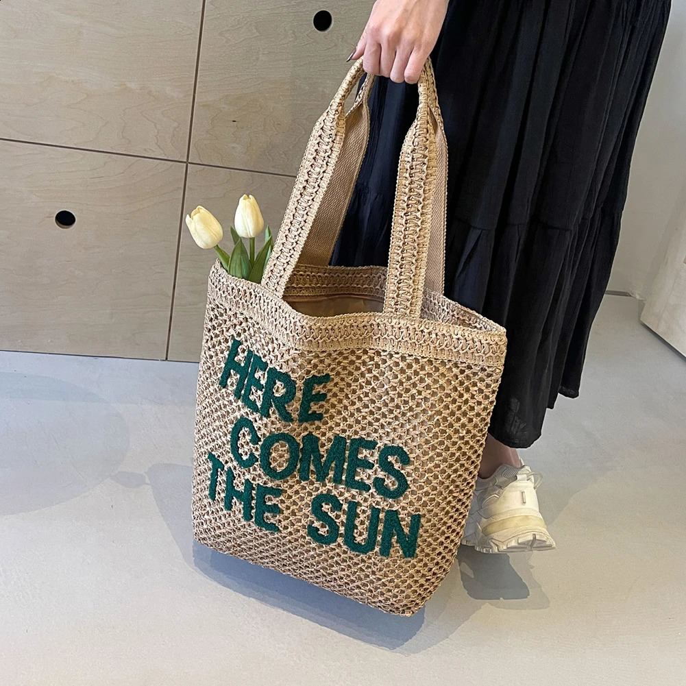 Womens Handbag Fashion Hollow Grass Woven Beach Shoulder Bag Summer Large Capacity 240830