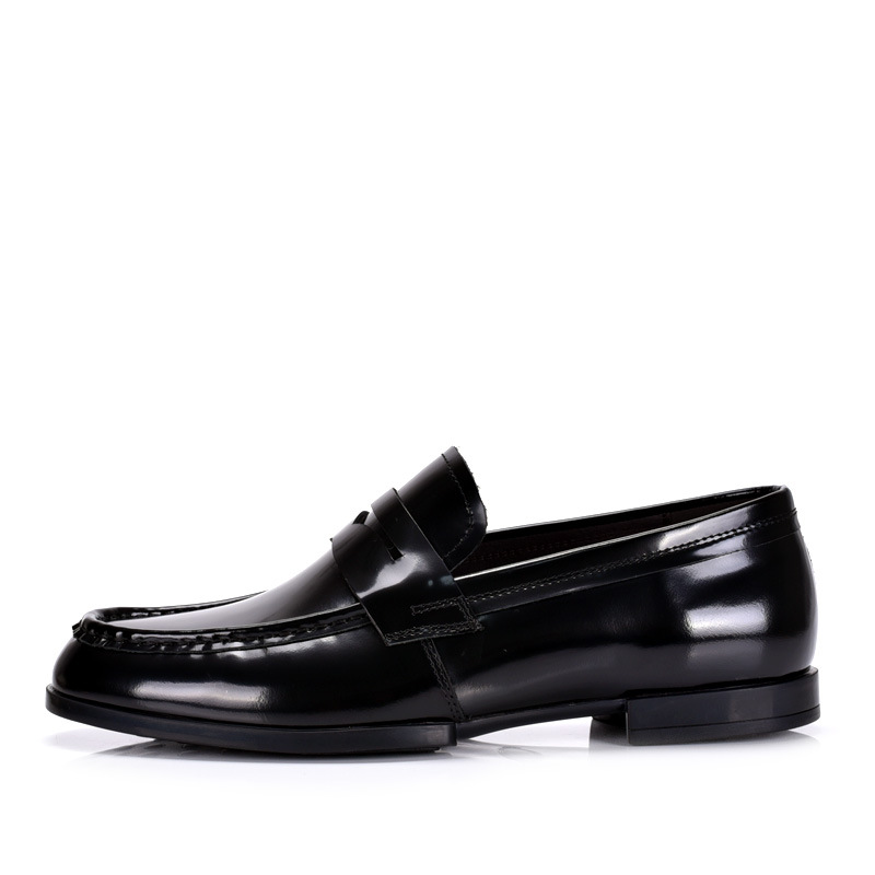 Luxury Slip On Dress Shoes Men Genuine Leather Italian Loafer Shoes For Men Black Patent Leather Formal Oxford Men Wedding Shoes