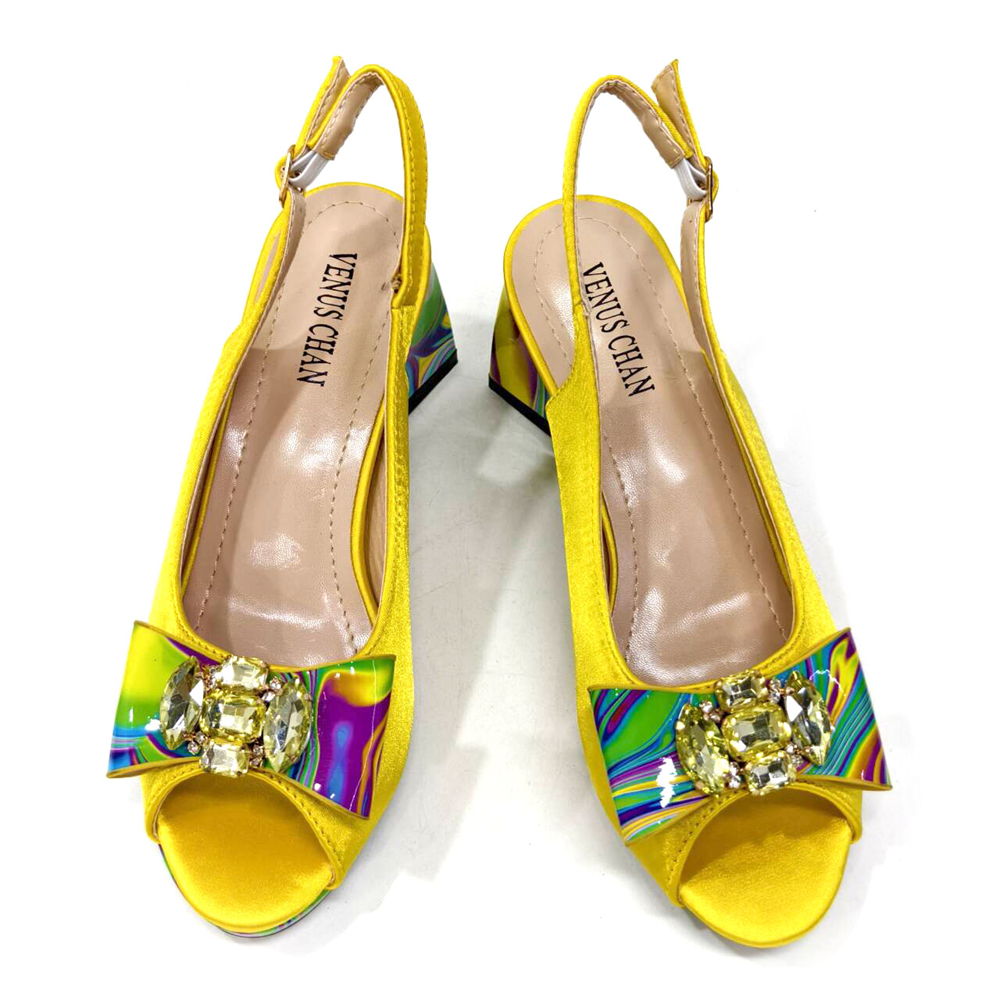 Venus Chan 2024 New Item Italian Popular Styles Shoes and Bag Set Nigerian Fashion Diamond Decorated Women's High Heels Bag