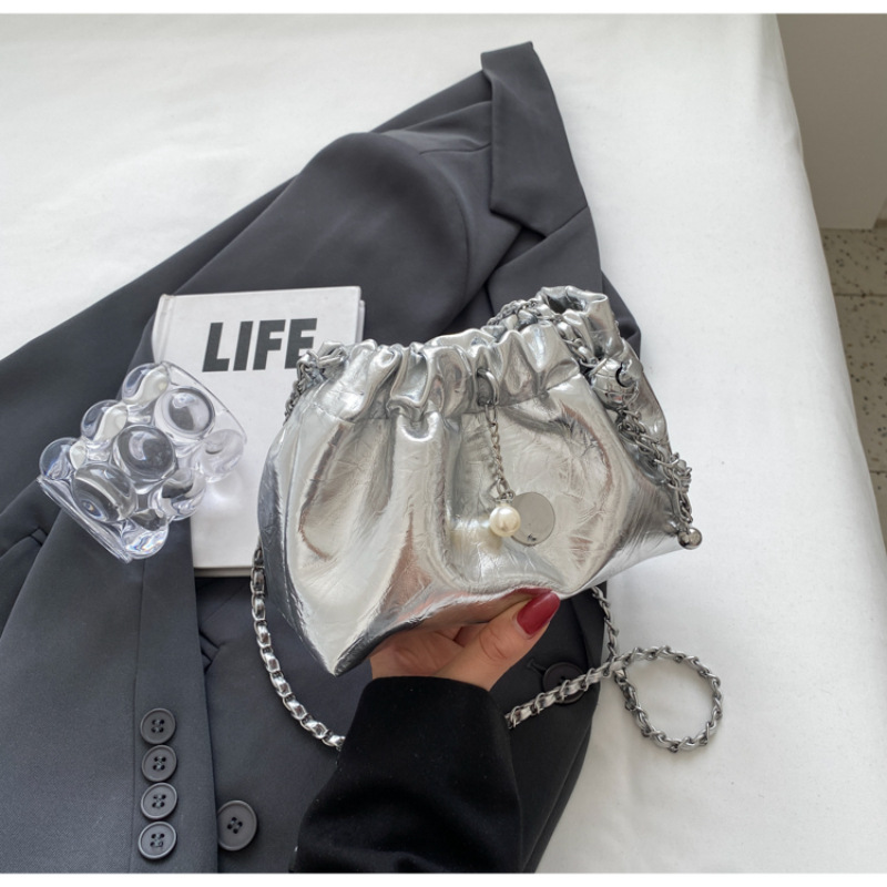 Women Bag Design Sense Shoulder Bag Large Capacity Stylish Simple Style Versatile Bag Free shipping