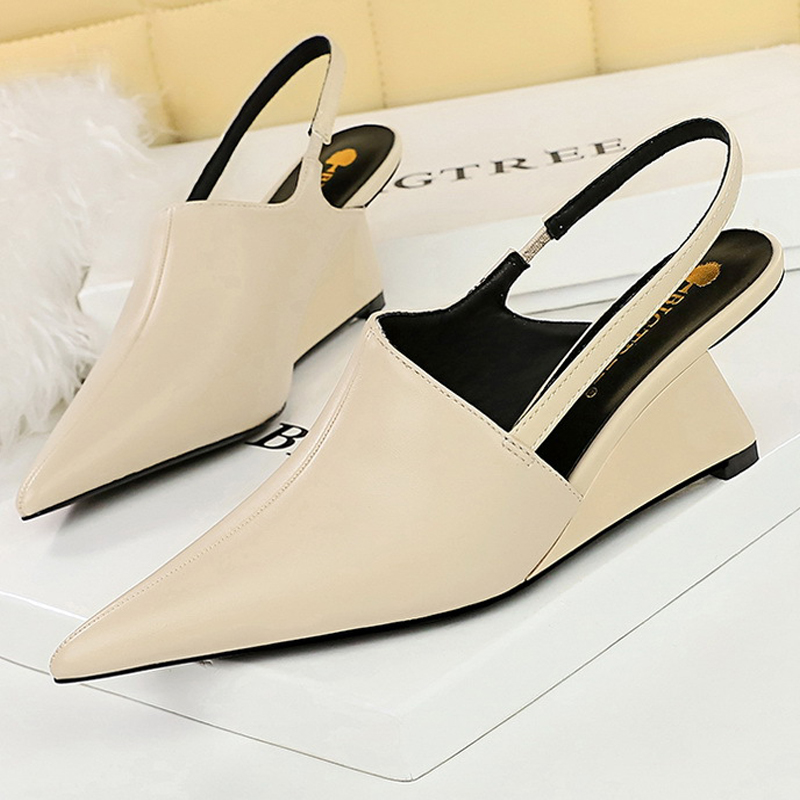 Bigtree New Designer Wedge Heels Hollow Back Strap Sandals Summer Shoes 2024 Fashion Pointed Tip Women Pumps