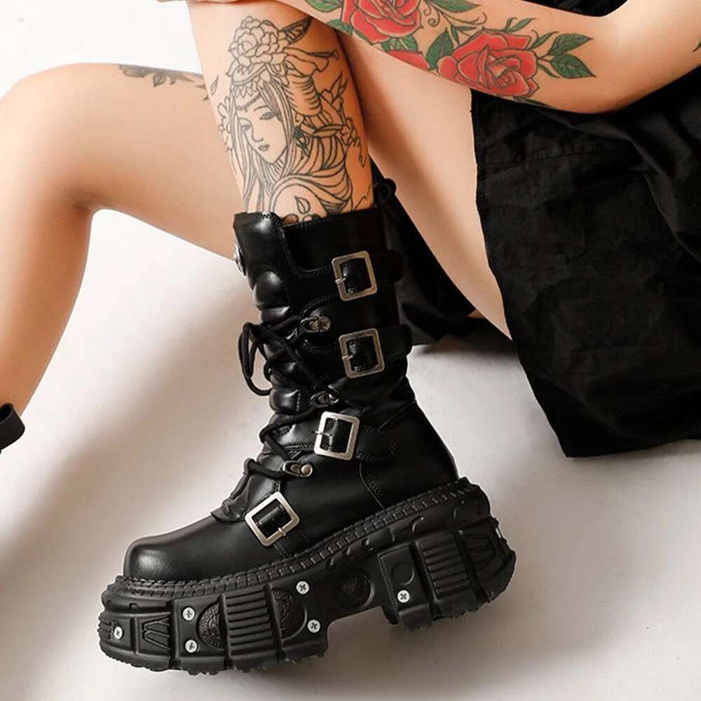 2024 New Punk Style Women Lace-Up Platform Shoes Woman Rock Boots Metal Decor Thick Bottom Street Shot Knight