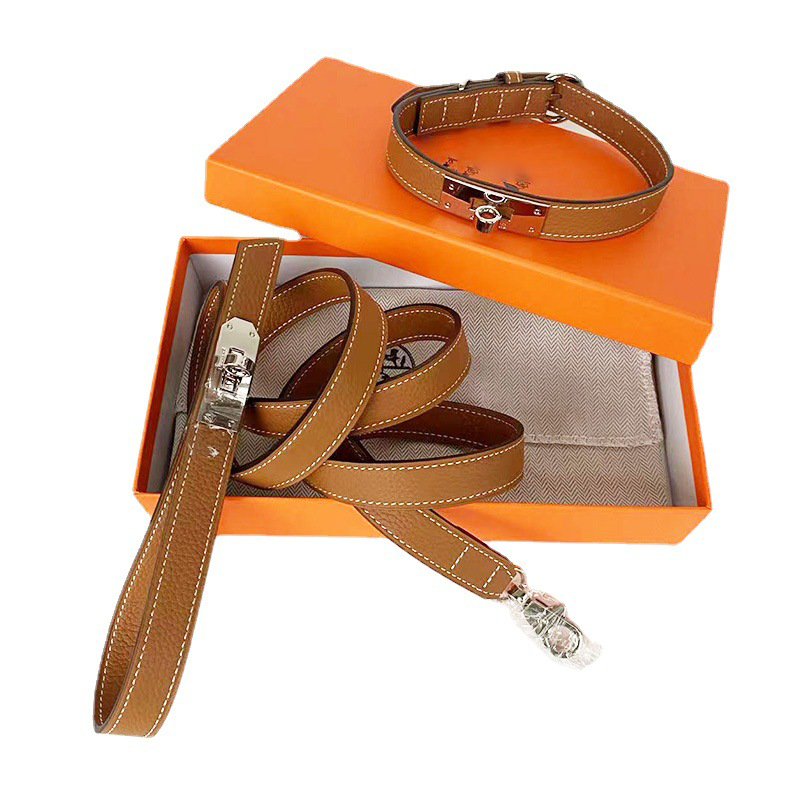 Designer Dog Collar and Leash Cover Classic plaid pattern Soft cowhide Luxury leather spiked pet collar Modern designer look suitable for small, medium and large pets