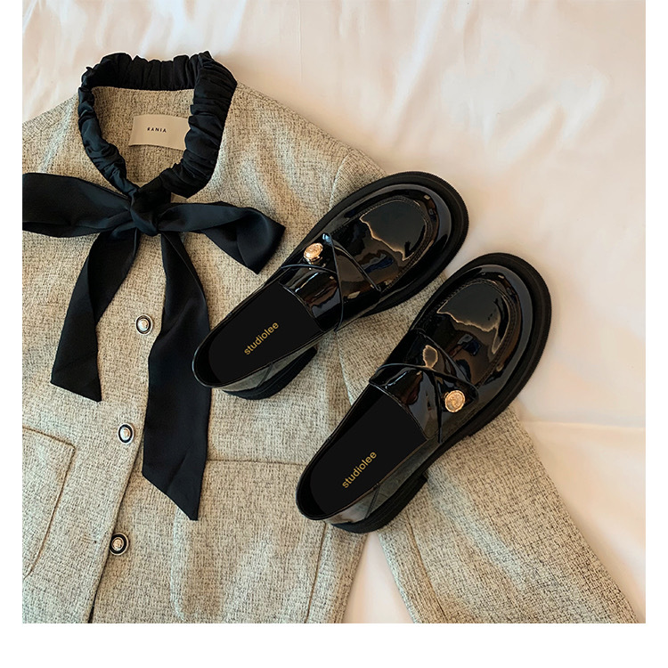 Women's British style thick soled loafers fashionable and versatile small leather shoes