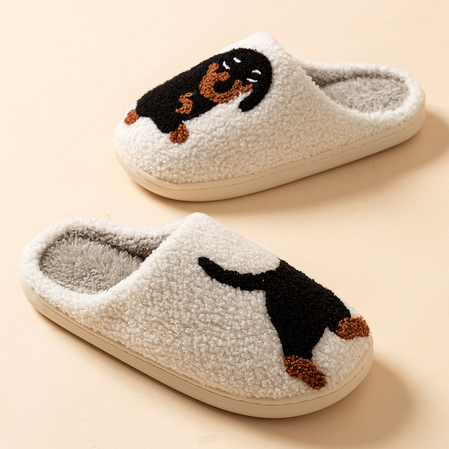 Women's Winter Indoor Slippers: Cute Cartoon Dog Warm Soft Sole Slippers for Bedroom, Exquisite Comfortable Leisure Flat Cotton Shoes