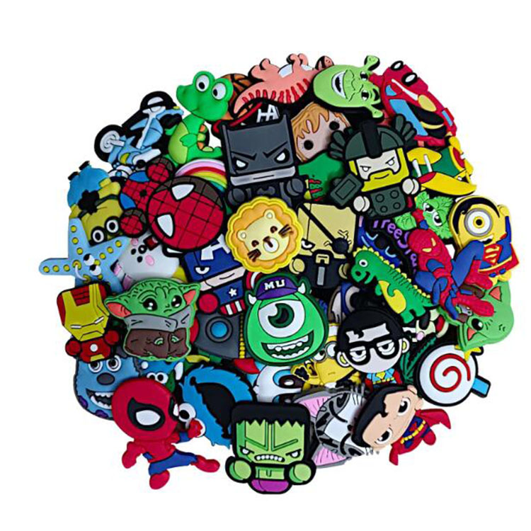 cheapest 100pcs shoe flower buckle random sent cartoon clog charms DIY bracelet Wristband accessories pvc charms