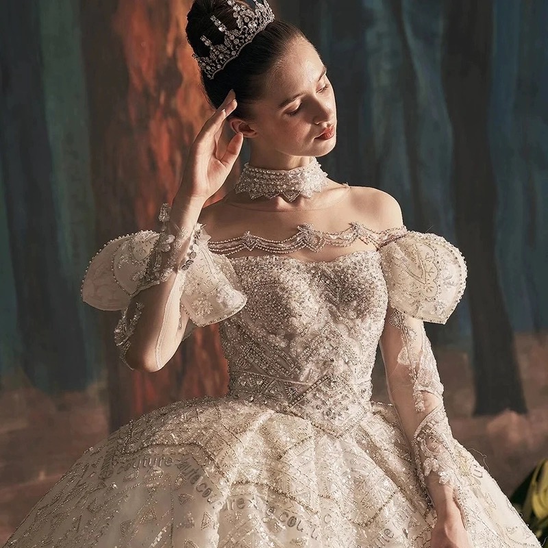 2024 Modest Ball Gown Wedding Dresses Bridal Gowns Long Sleeve crystals beaded Lace Appliqued Sequins Robe De Mariee Custom Made Plus Size vestido de 