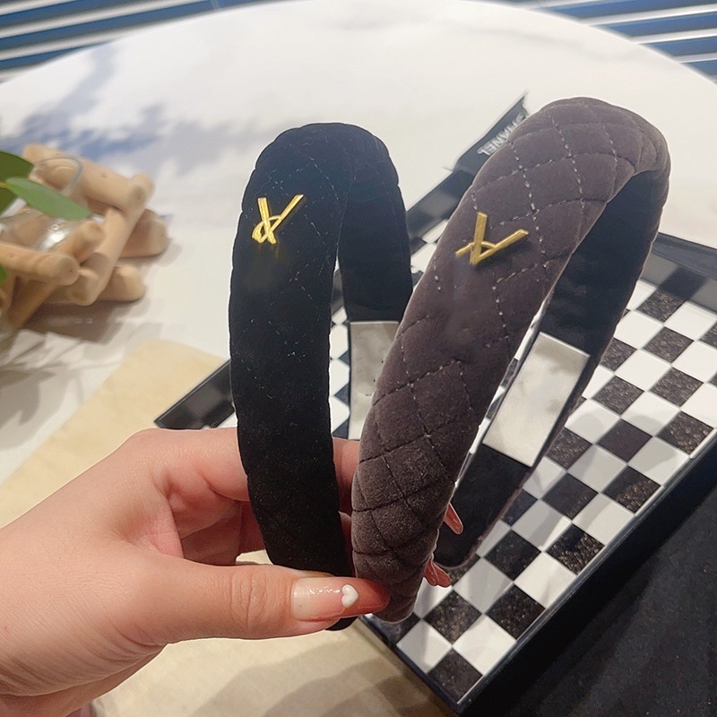 Designer Womens Luxury Headbands Fashion Sports Headband Letter Hair Elastic Leather Vintage Jacquard Girl Yoga Headband Party Gift