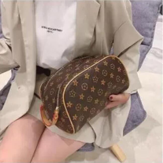 Cosmetic Bags Cases designer Women Makeup Bag Hanging Bathroom Wash Bag Women Travel Toiletry Bag Luxury Brand AAA