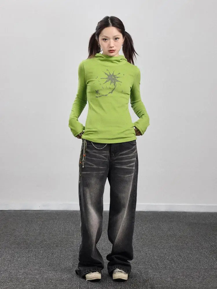 Tonngirls Gothic Print Graffiti T Shirt Women Turtleneck Long Sleeve Tee Tops Y2k Vintage Tops 2000s Japanese Streetwear Tshirts 240228