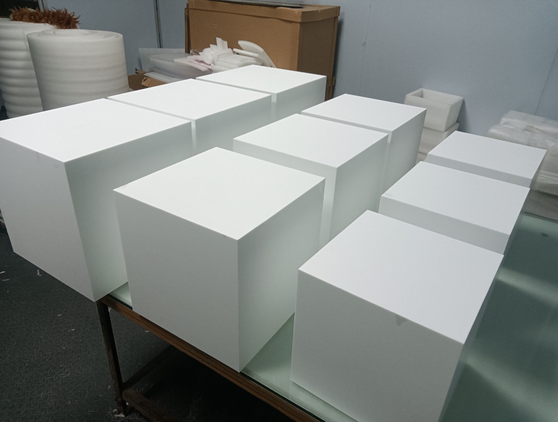 Custom Wedding Christmas Acrylic Food Cubes White Plinth Food Stand Display Riser Buffet Risers