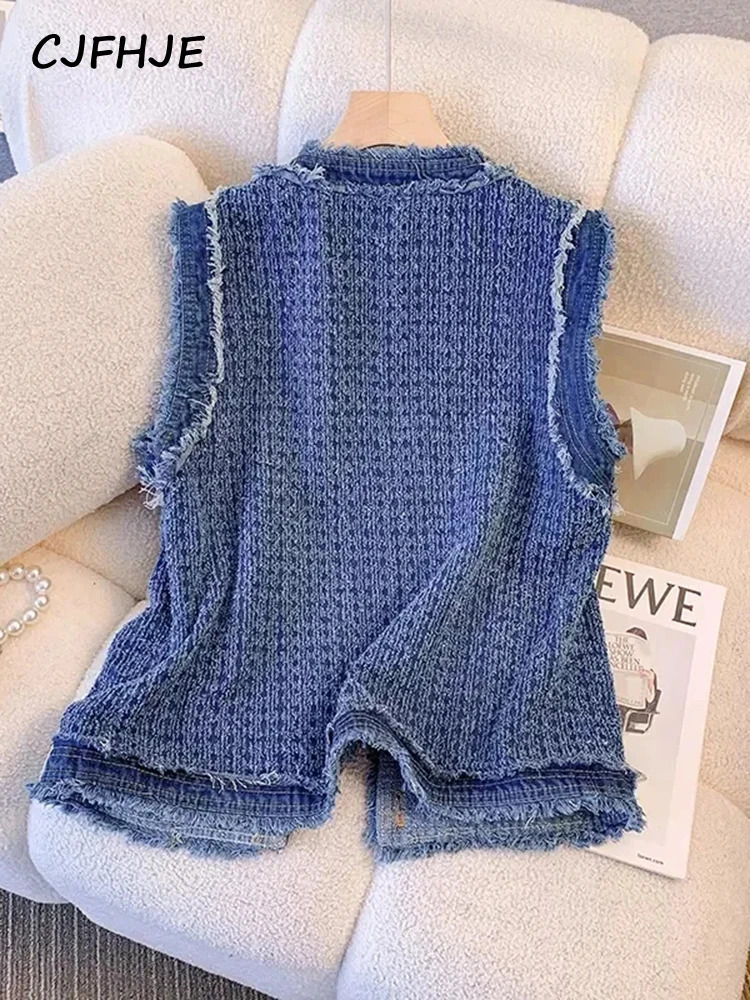 CJFHJE Blue Spring Autumn Flow Sleeveless Tank Top Coat Women Single Breasted Plaid Denim Vest Female Tassel Elegant Lady Vests 240229