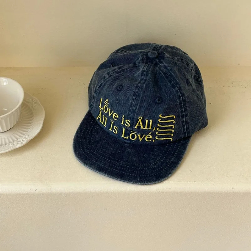Ins Retro Washed Denim Alphabet Embroidered Baseball Hat Mens and Womens Casual Hiphop Flatbrimmed Sun Cap Gorras 240220