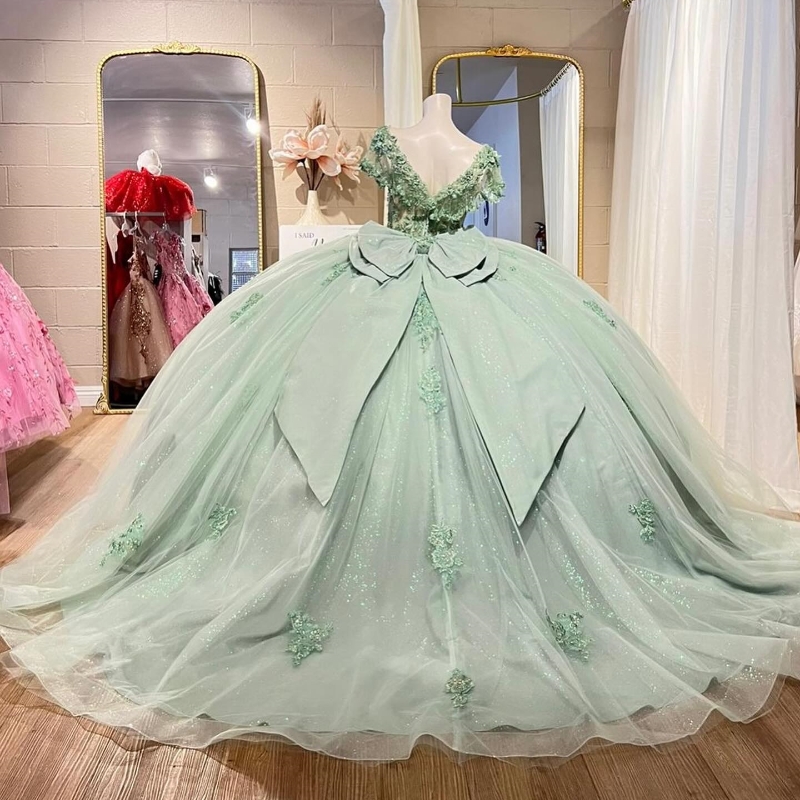 Light Green Shiny Ball Gown Off The Shoulder Quinceanera Dresses Appliques Lace Beads Tull Corset Vestidos De 15 Anos