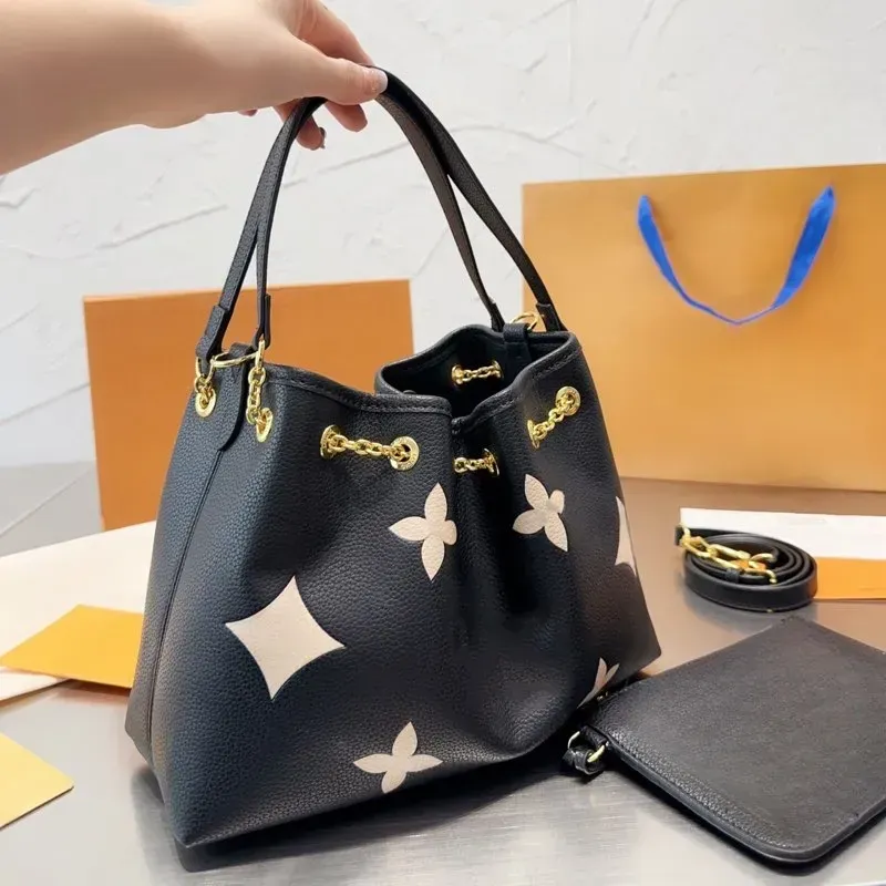 10A Mirror Quality Designer bag Fashion Vintage Handbags Luxury Shoulder Bags Crossbody bag flower Women Wallets Leather Chain Bag 1OEW